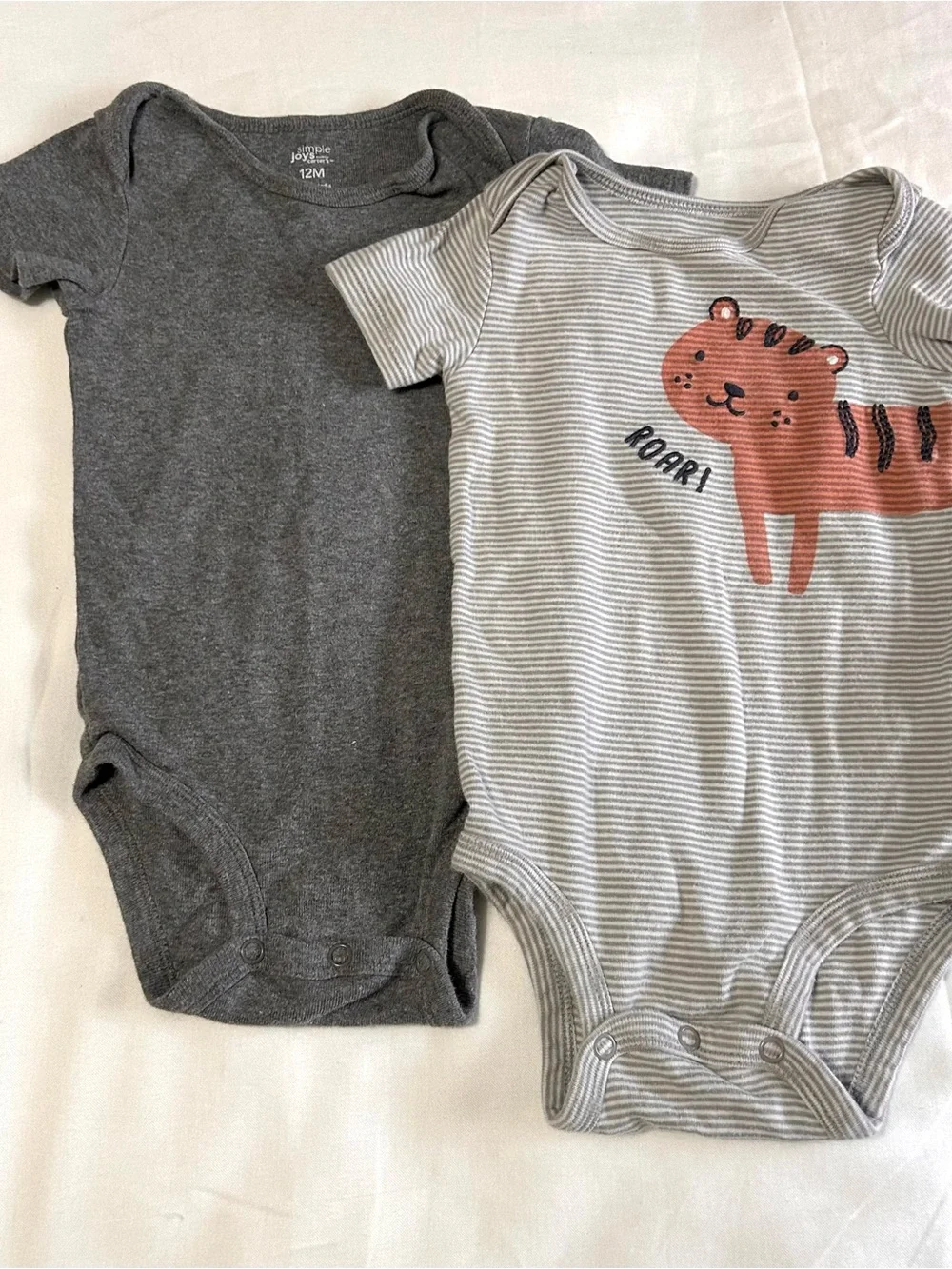 12 month Bundle 6 pieces! Sweatpants, Long and Short Sleeve Bodysuits